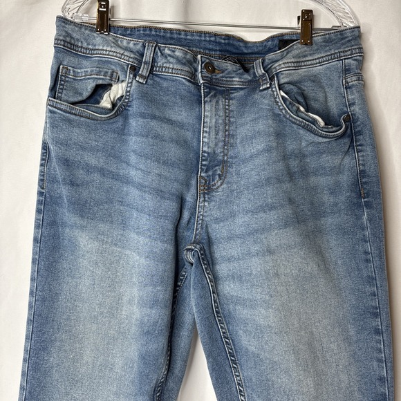 2 tpj Jeans Mens 34x28 Blue Athletic Fit Stretch Denim 5 Pocket Jeans - Picture 9 of 13